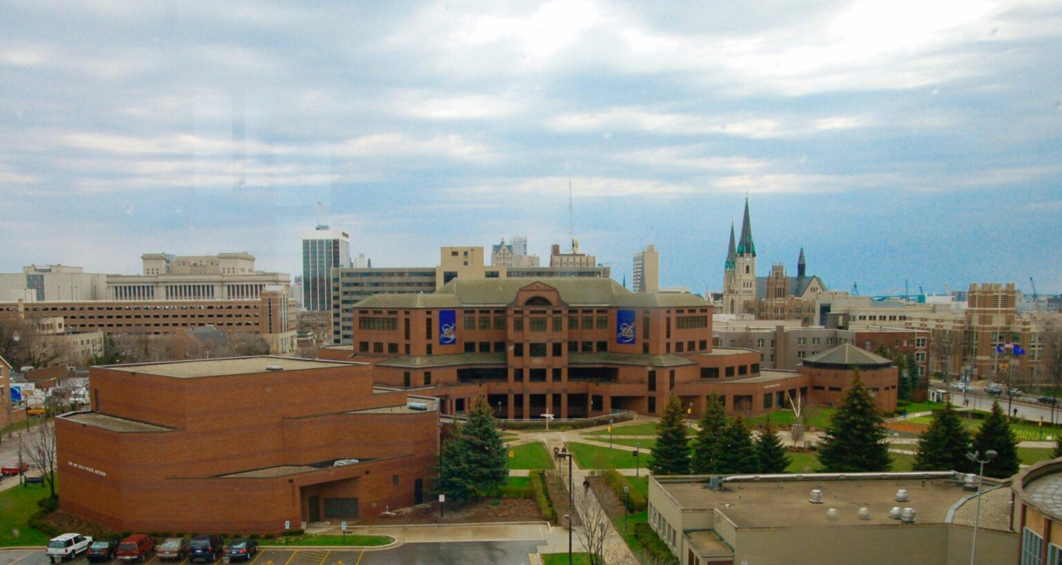 Exciting News: Marquette University Launches New Varsity Women’s Swimming Program!