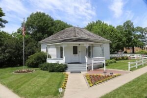 Warning: Swimming Off-Limits at These Four Iowa Beaches!