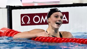 Summer McIntosh Smashes 400 Free World Record with Jaw-Dropping 3:54.18 – Day One Highlights from Canada’s Races