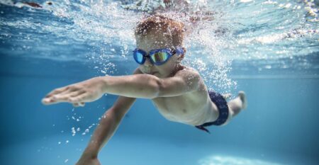 5 Powerful Reasons to Teach Your Child to Swim Before Kindergarten