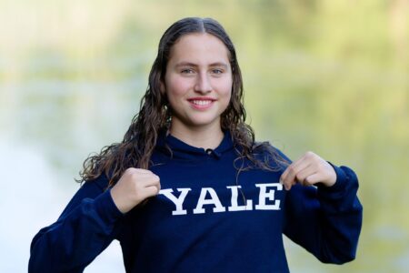 Euro Juniors Finalist Siri Vanderlinden Verbally Commits to Yale for 2026-27