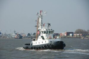 Florian Wellbrock and Moesha Johnson Crowned World’s Top Open Water Swimmers of the Year