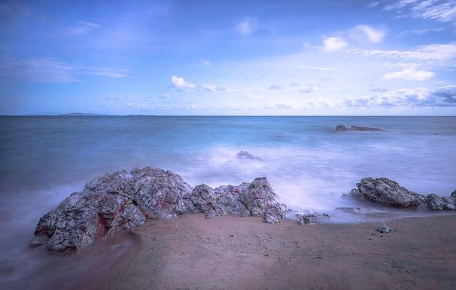 New Jersey Beaches Issue Swimming Advisories Amid Rising Fecal Bacteria Concerns