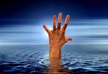 Give Your Child Lifesaving Skills to Stay Safe and Confident Around Water